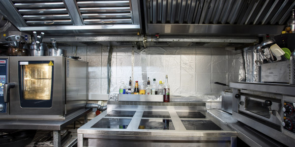 Limpiezas Campanas Extractoras de Cocinas Ciudad Real · Cocina de Hoteles