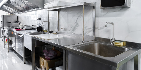 Limpiezas de Conductos de Extracción y Ventilación Horcajo de los Montes · Cocina de Hostales